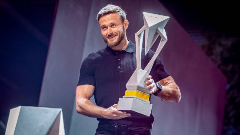 Jarosław "PashaBiceps" Jarząbkowski