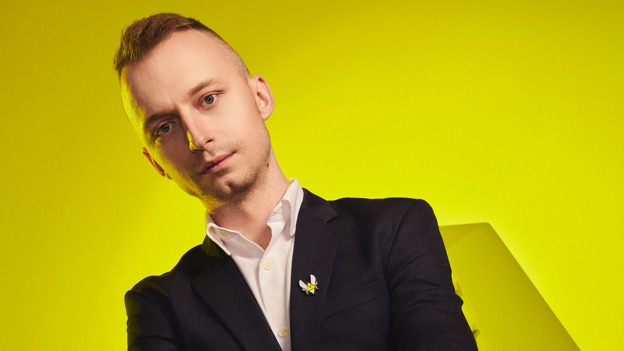 Nahovsky Vitality Bee